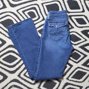 Levi's Bold Curve